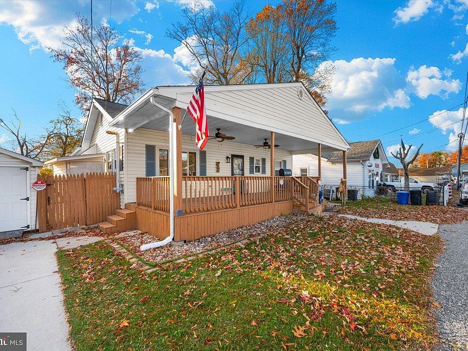 1st image of 1306 3rd Rd