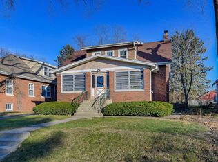 71 S Lombard Ave, Lombard, IL 60148