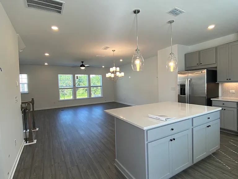 2720 Dreycott Ln — Photo 9