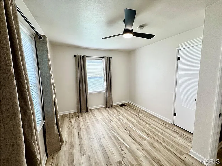 312 Joy Dr — Photo 27