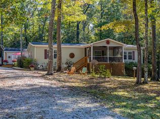 327 Lynch Point Rd #6, Macon, NC 27551
