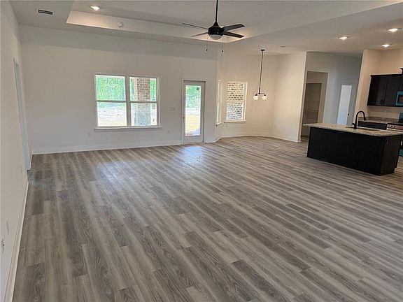 4th image of 9417 Stone Rd