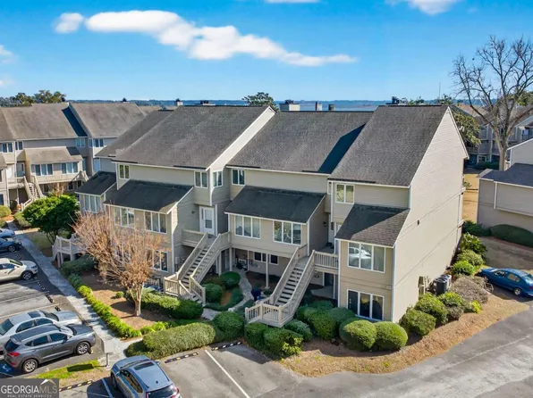 3005 River Dr #401D, Savannah, GA 31404