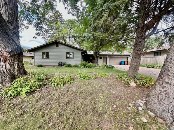 2455 Hillside Rd, White Bear Lake, MN 55110