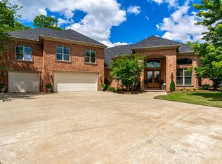 216 Seminole Ln, Maumelle, AR 72113