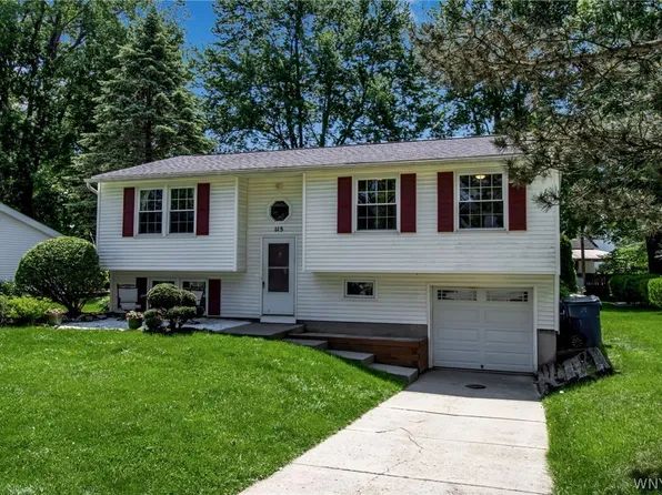 115 Altair Dr, Getzville, NY 14068