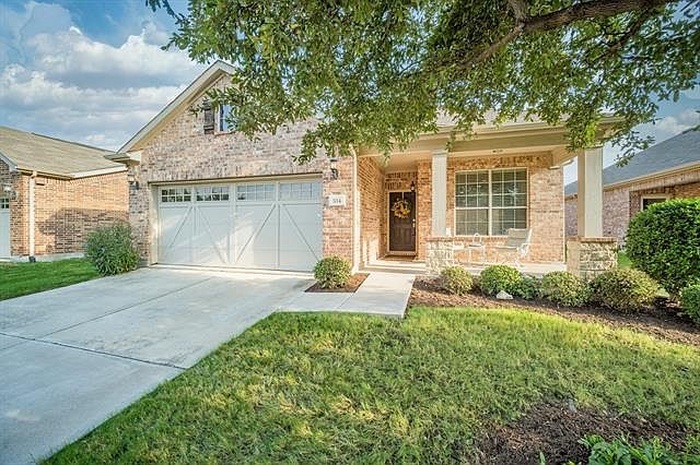 1st image of 334 Cascata Dr