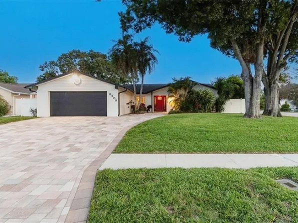 6408 Brook Hollow Ct, Tampa, FL 33634