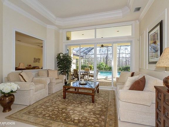 5th image of 7512 Treeline Dr