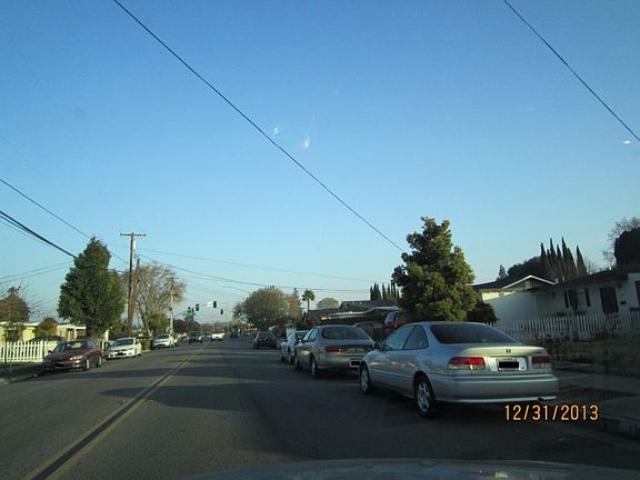 4th image of 590 E Duane Ave