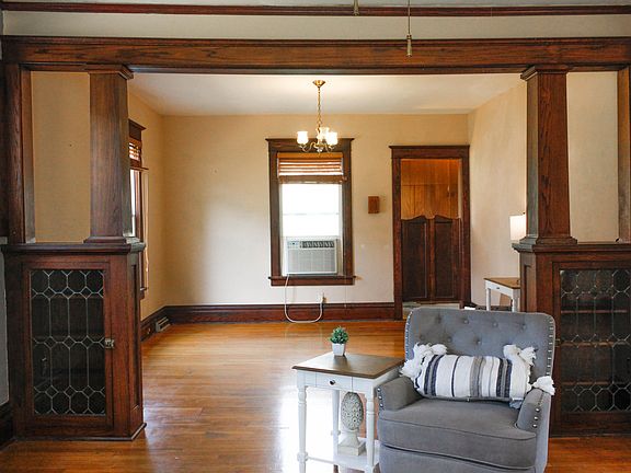 4th image of 510 N Odell Ave
