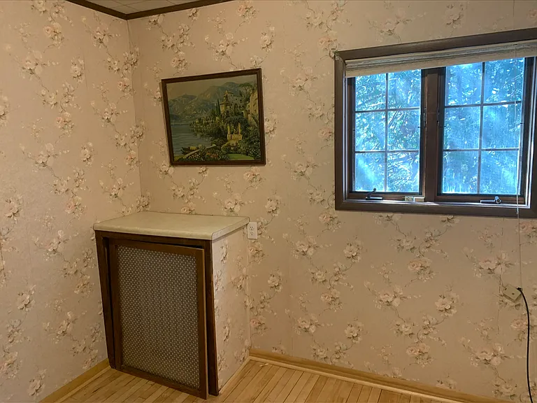 808 W Franklin St — Photo 27