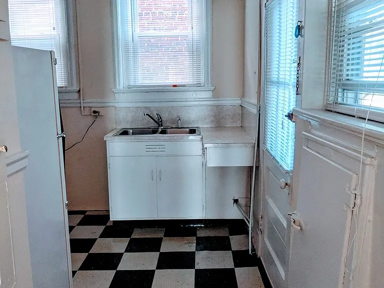 800 N. Sheppard St. — Photo 56