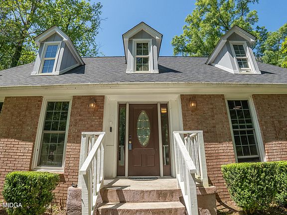 4th image of 4811 Guerry Dr