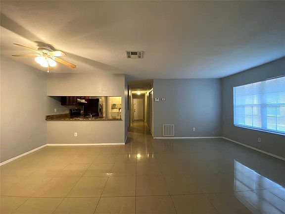 4th image of 1113 Sophie Blvd