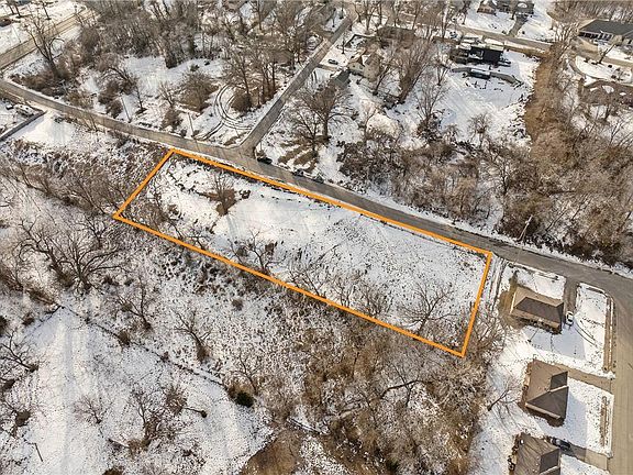 4th image of 3201 N 46th St