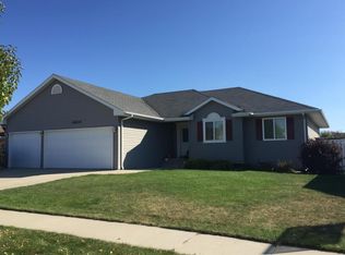 1830 7th St NE, Watertown, SD 57201