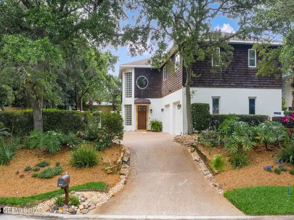 1887 BEACHSIDE Court, Atlantic Beach, FL 32233