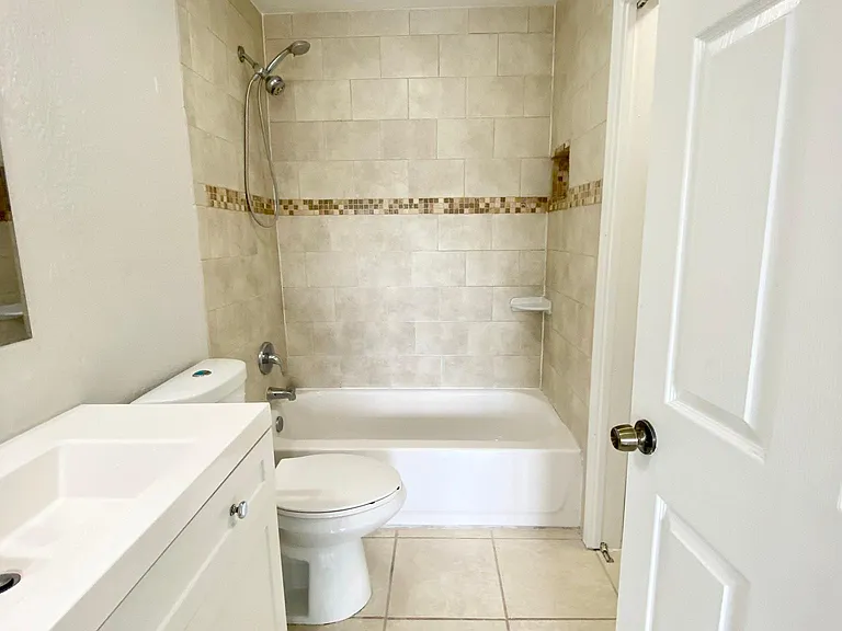 10200 Gandy Blvd N #911 — Photo 25