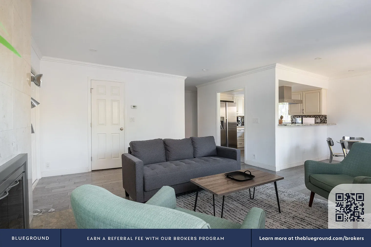 3 bed, 2.5 bath, 1471 sqft, $7,410 — Photo 3