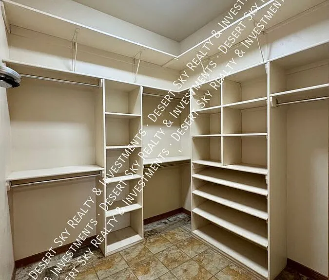 4328 Calle Amarilla — Photo 19