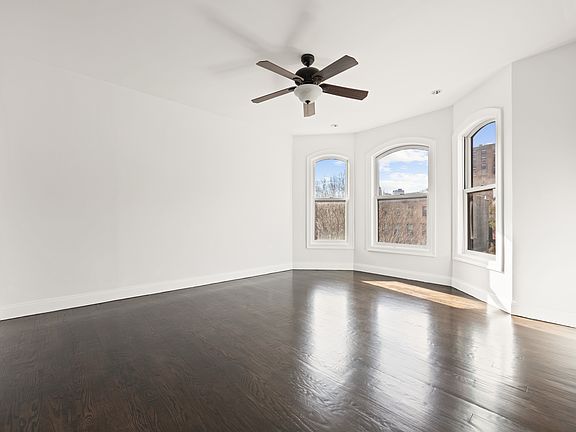 5th image of 221 Washington Ave #2