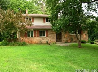 9 Rauckman Pl, Swansea, IL 62226