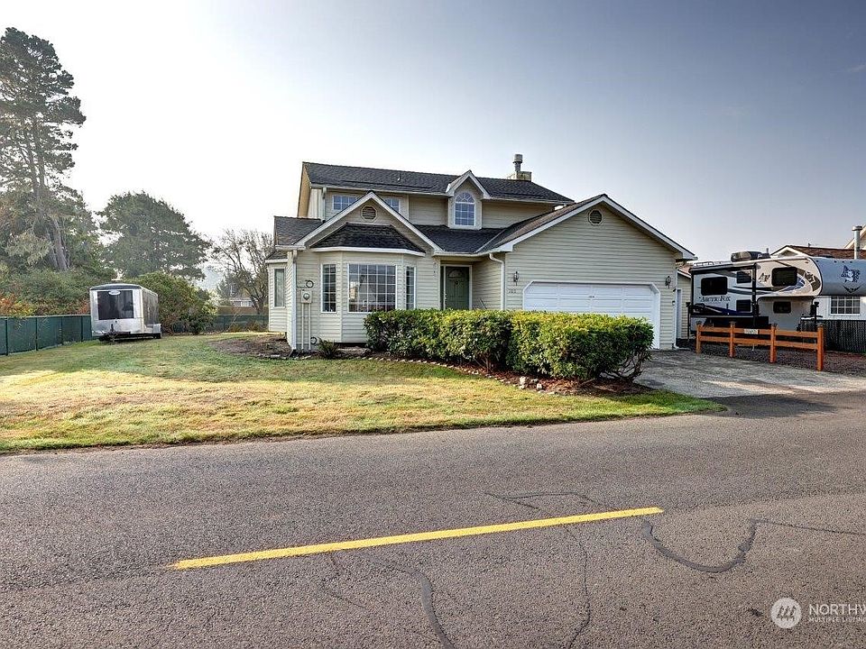 105 17th Street NE, Long Beach, WA 98631 Zillow