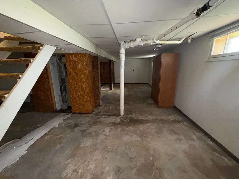 721 E Kemp Ave — Photo 18