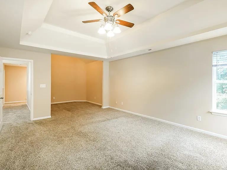 10023 Montrose Dr NW — Photo 13