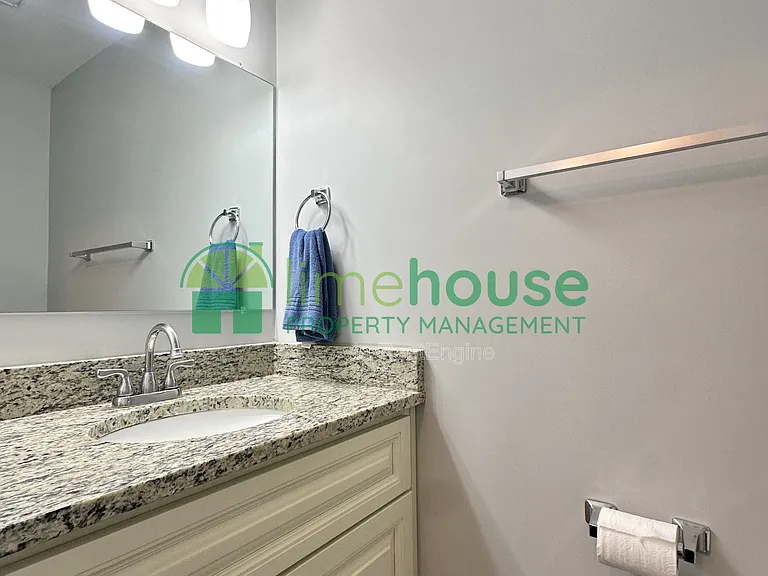 4613 Marlwood Way — Photo 8