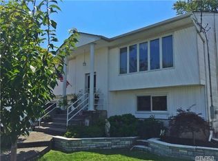 3048 Waverly Ave, Oceanside, NY 11572
