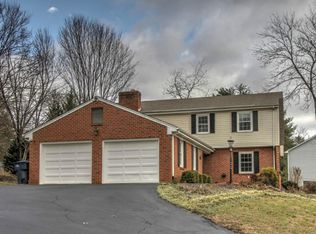 3625 Heritage Rd SW, Roanoke, VA 24015