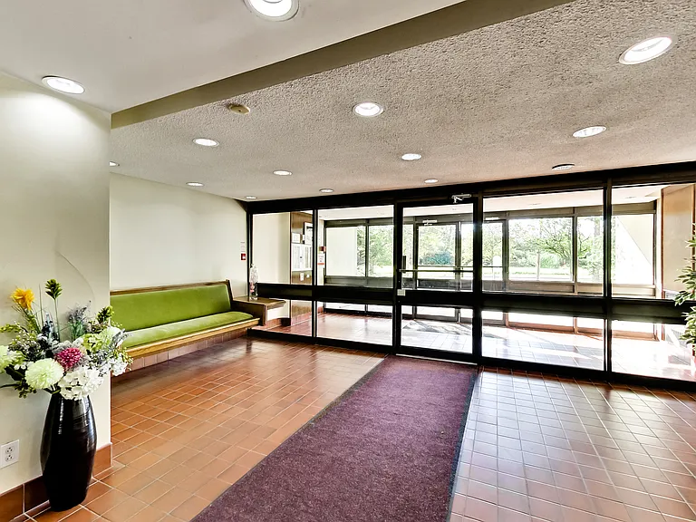 2150 Bromsgrove Rd — Photo 9