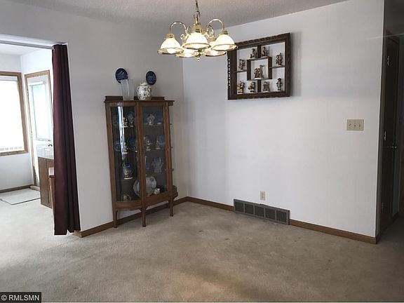 5th image of 209 11th Avenue Ct NE