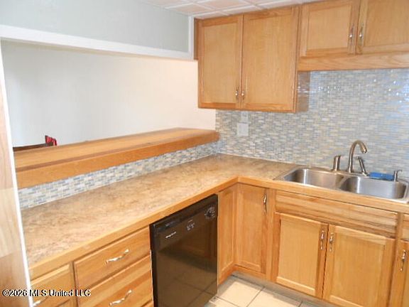 2nd image of 3230 Cumberland Rd APT 55