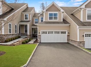 38 Winding Ridge Way, Danbury, CT 06810