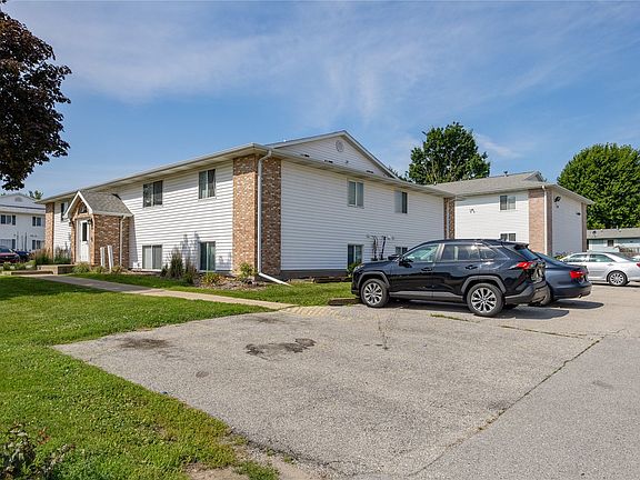 2nd image of 115 Sugar Creek Ln