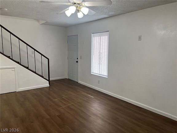 4th image of 3974 Palos Verdes St