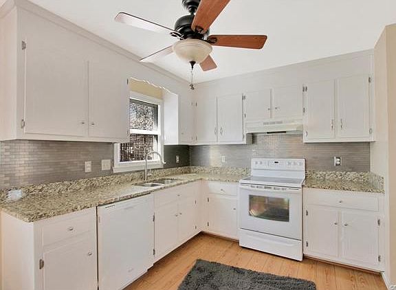 5th image of 7406 Count Fleet Dr