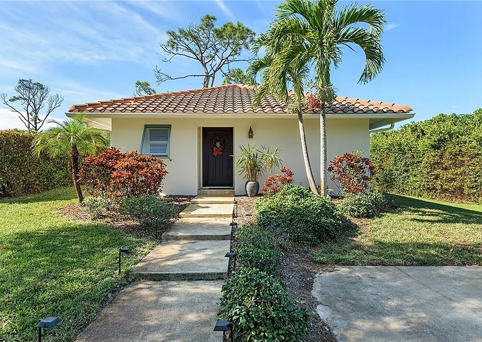 301 Ridge Dr