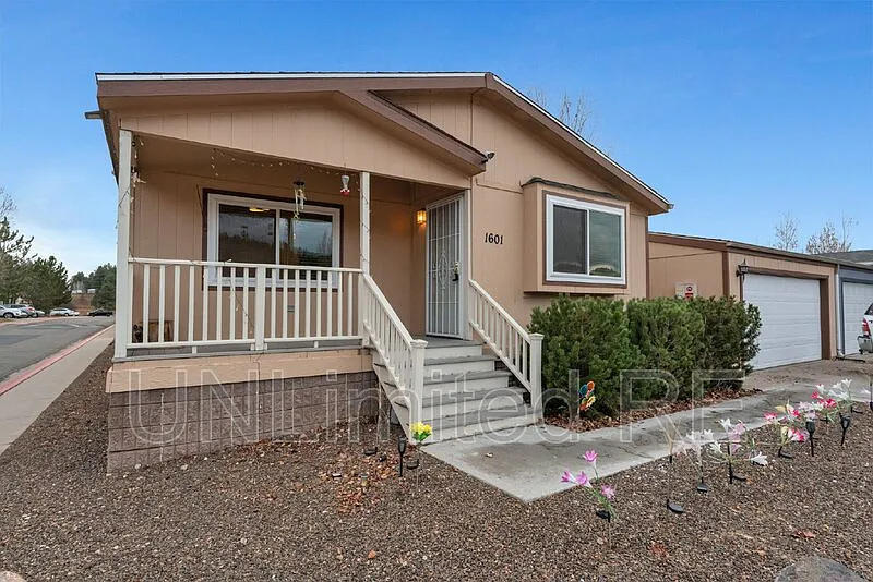 Building Photo - 1601 W Sherrie Dr