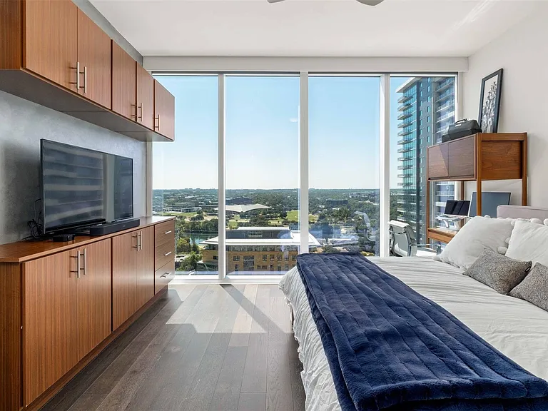 301 West Ave #1807 — Photo 9