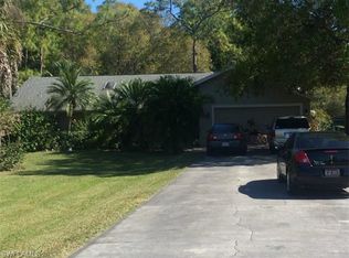 2430 39th St SW, Naples, FL 34117