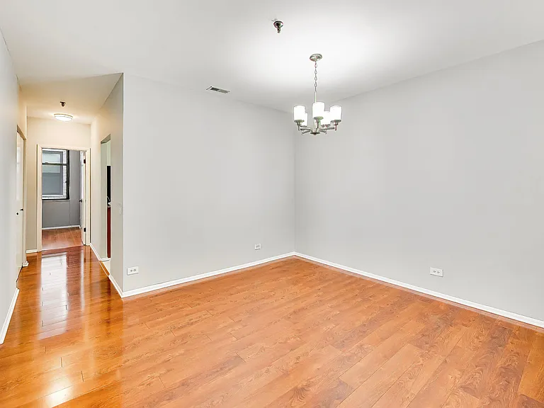 740 S Federal St #810 — Photo 11