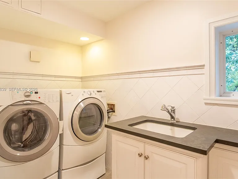 1257 Mariola Ct — Photo 56