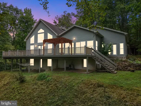 330 Dale Rd, Mount Union, PA 17066