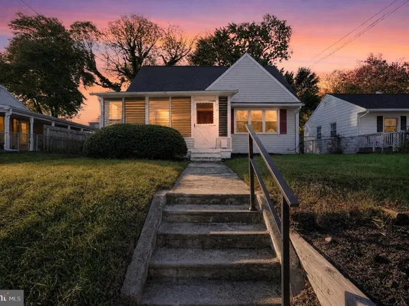 516 W Main St, Maple Shade, NJ 08052