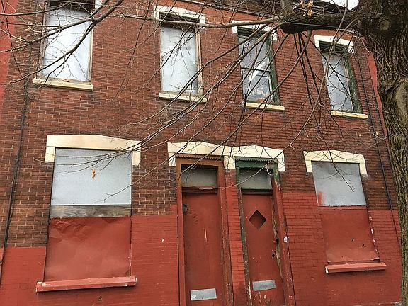5th image of 2526 W Oxford St