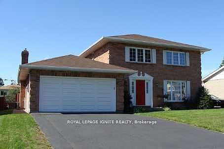 1st image of 812 Chelsea Cres